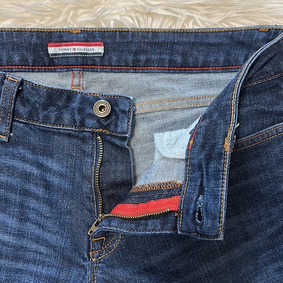 TOMMY HILFIGER WOMEN’S BOYFRIEND JEANS - Picture 9 of 11